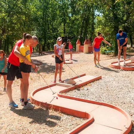 Bien Etre En 5 Etoiles Au Coeur Du Sud Ardeche, Domaine De Chaussy, Rivieres Vignobles Et Villages Classes Campsite